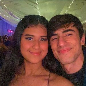 Meet your Posher, Felipe